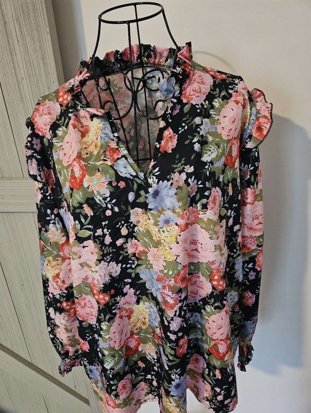 Floral V-Neck Long Sleeve Blouse - Black/Pink,Sz 2xl,NWOT $12